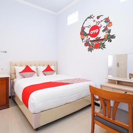 Oyo 477 Raka Residence Syariah Purwoharjo Banyuwangi Banyuwangi (East Java) Exterior foto