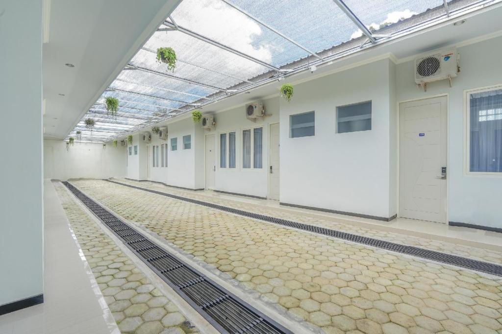 Oyo 477 Raka Residence Syariah Purwoharjo Banyuwangi Banyuwangi (East Java) Exterior foto