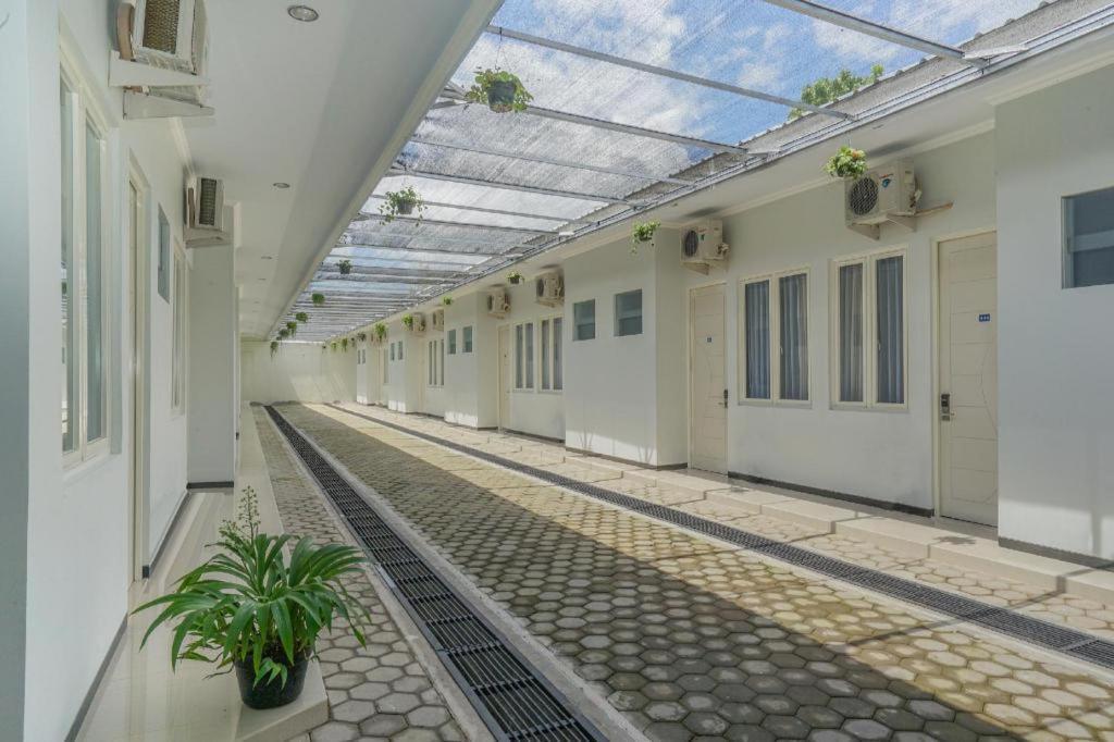 Oyo 477 Raka Residence Syariah Purwoharjo Banyuwangi Banyuwangi (East Java) Exterior foto